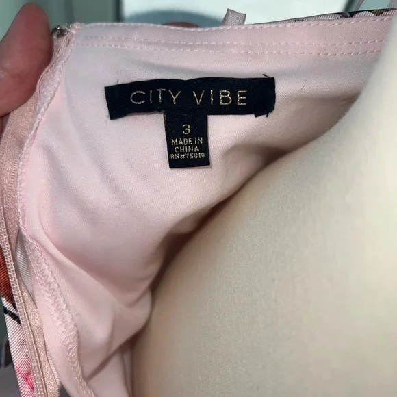 Like New Spaghetti Strap Lace-Bra-Back Floral Fit-and-Flare Dress - Picture 2 of 8